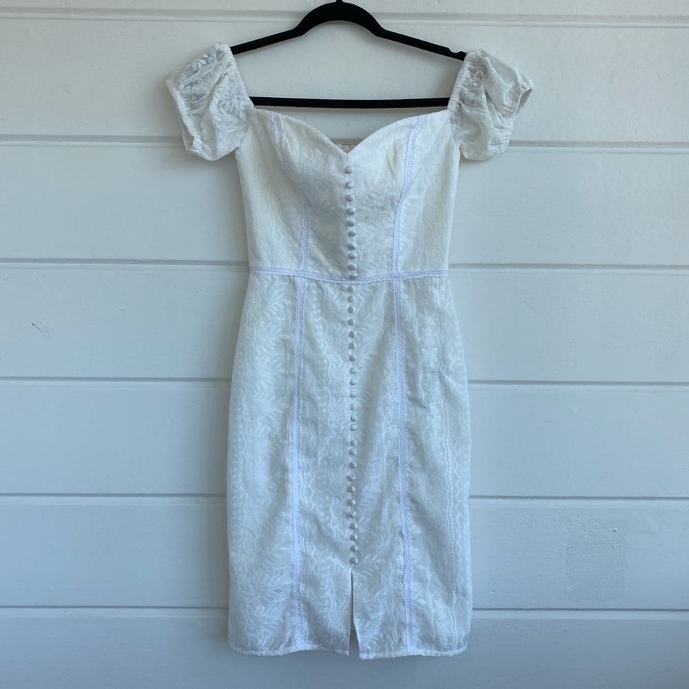 Stunning White Dress 🤍